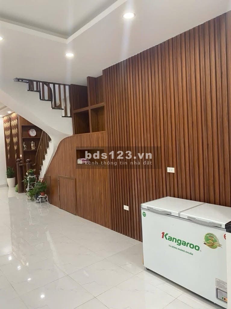 Nhà đất Phúc Lợi nhà dân xây cần bán gấp