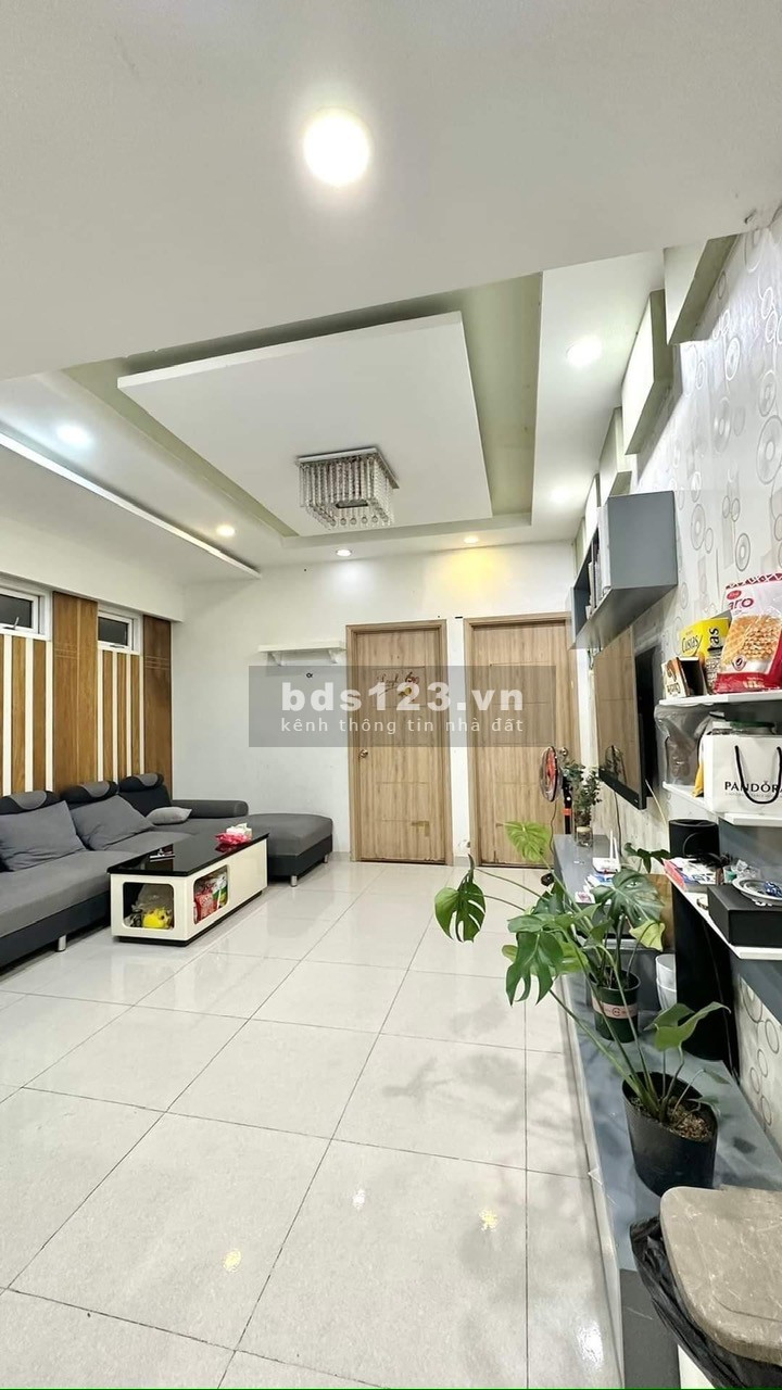 Cho thuê chung cư Lê Quang Định, P2, BT: 87m2, 2p ngủ, 1wc NT giá 12tr