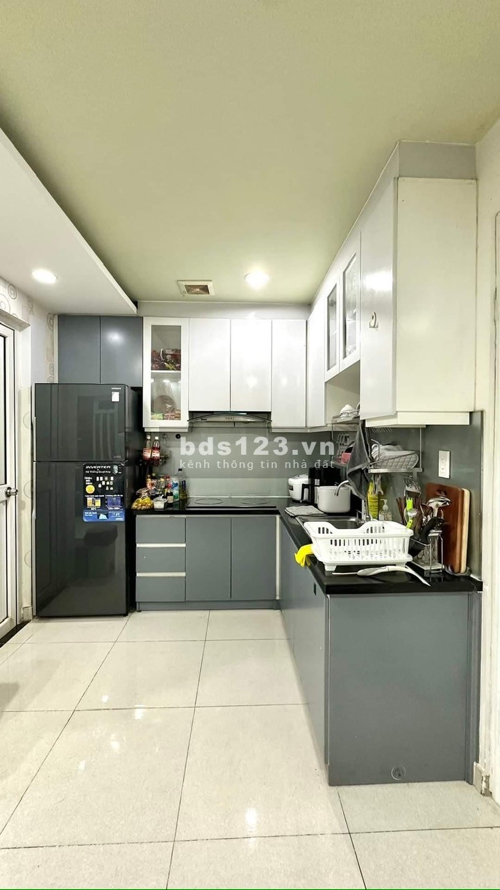 Cho thuê chung cư Lê Quang Định, P2, BT: 87m2, 2p ngủ, 1wc NT giá 12tr