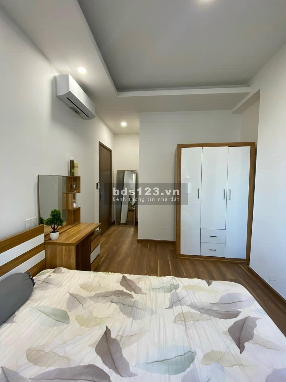 Chung cư Hà Đô Green, 03 Nguyễn Văn Công, GV: 115m2, 3p ngủ, 2wc, NT 15tr/th