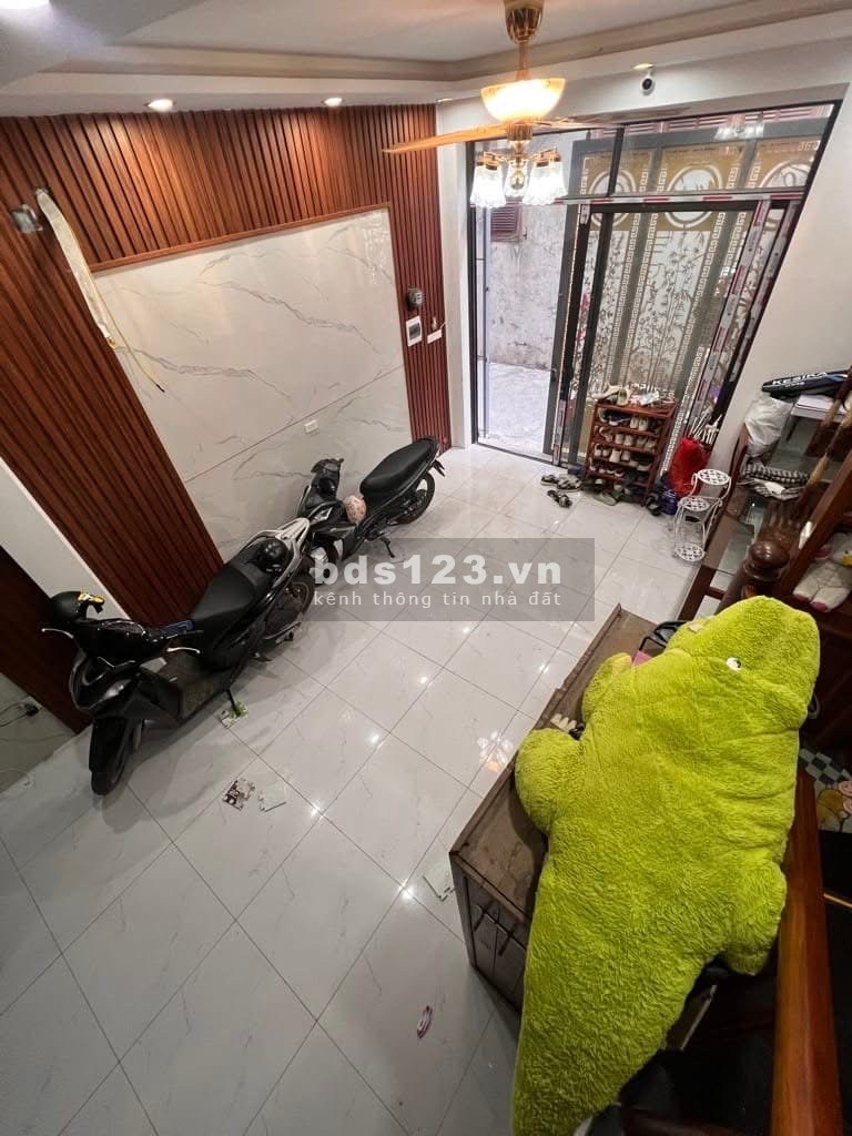 Nhà đất Phúc Lợi nhà dân xây cần bán gấp
