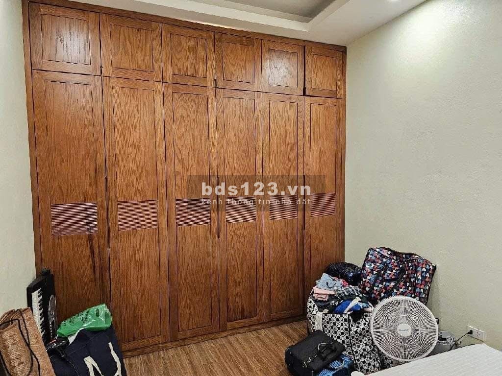Siêu hiếm Cổ Bi - Gia Lâm - Hà Nội ô tô tránh vỉa hè nở hậu.
