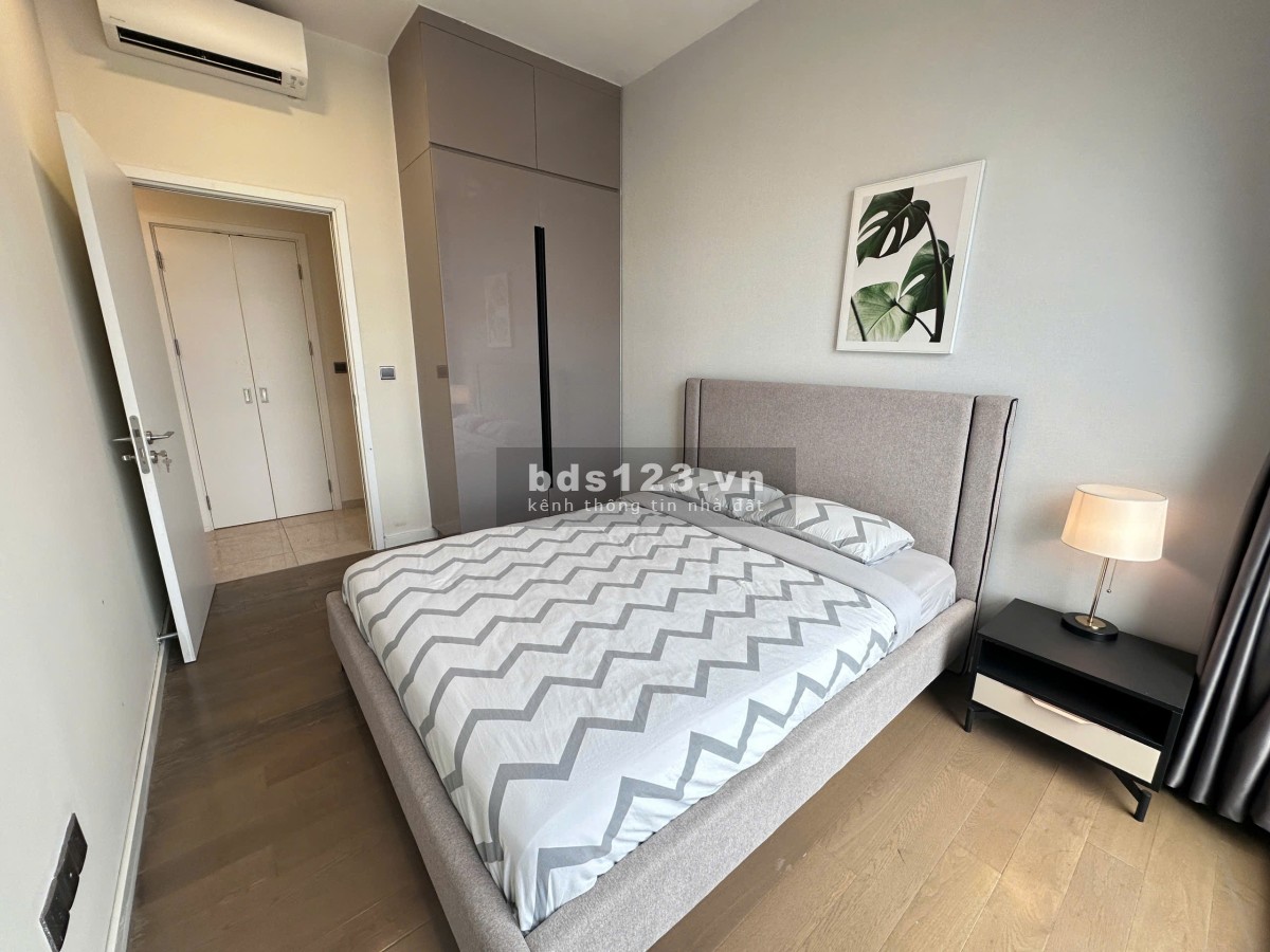 Q2 Thảo Điền 3PN view trực diện sông đầy đủ nội thất giá chỉ 13.499 tỷ