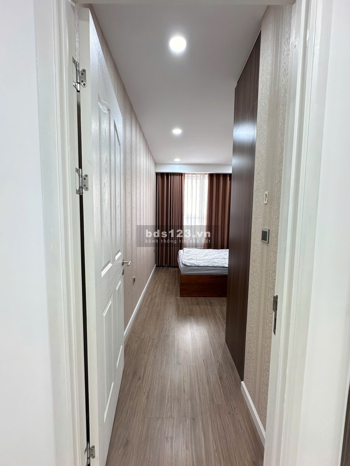 Bán gấp căn hộ Tropic Garden 3pn 100m2 view sông đầy đủ nội thất chỉ 7.9 tỷ