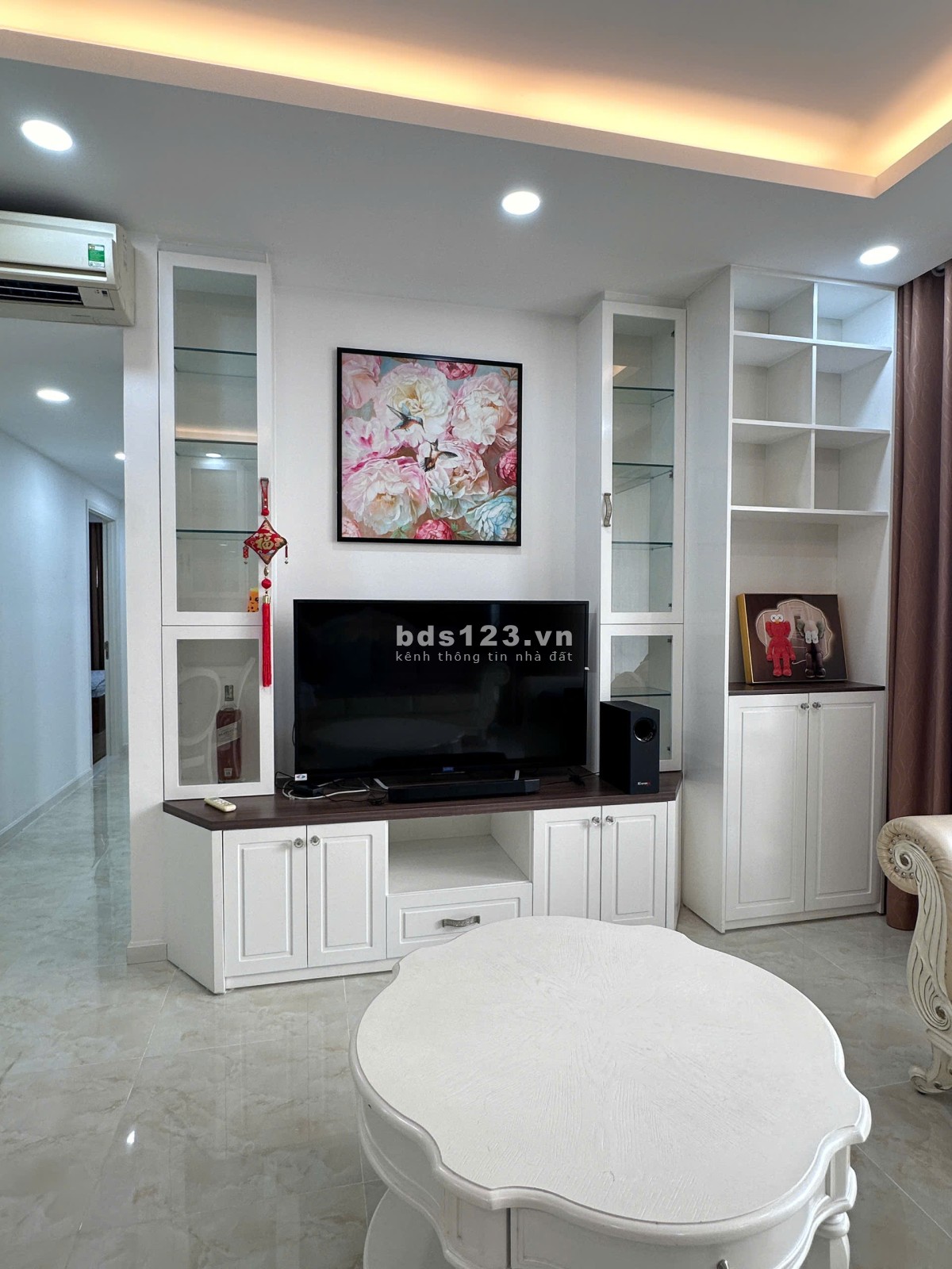 Bán gấp căn hộ Tropic Garden 3pn 100m2 view sông đầy đủ nội thất chỉ 7.9 tỷ