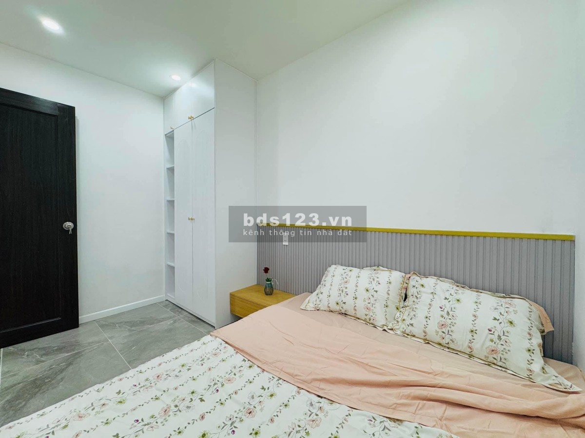 Nhà 2 tầng hiện đại sát chợ Hoà Khánh 80m² giá chỉ nhỉnh 2 tỷ - 0338126995
