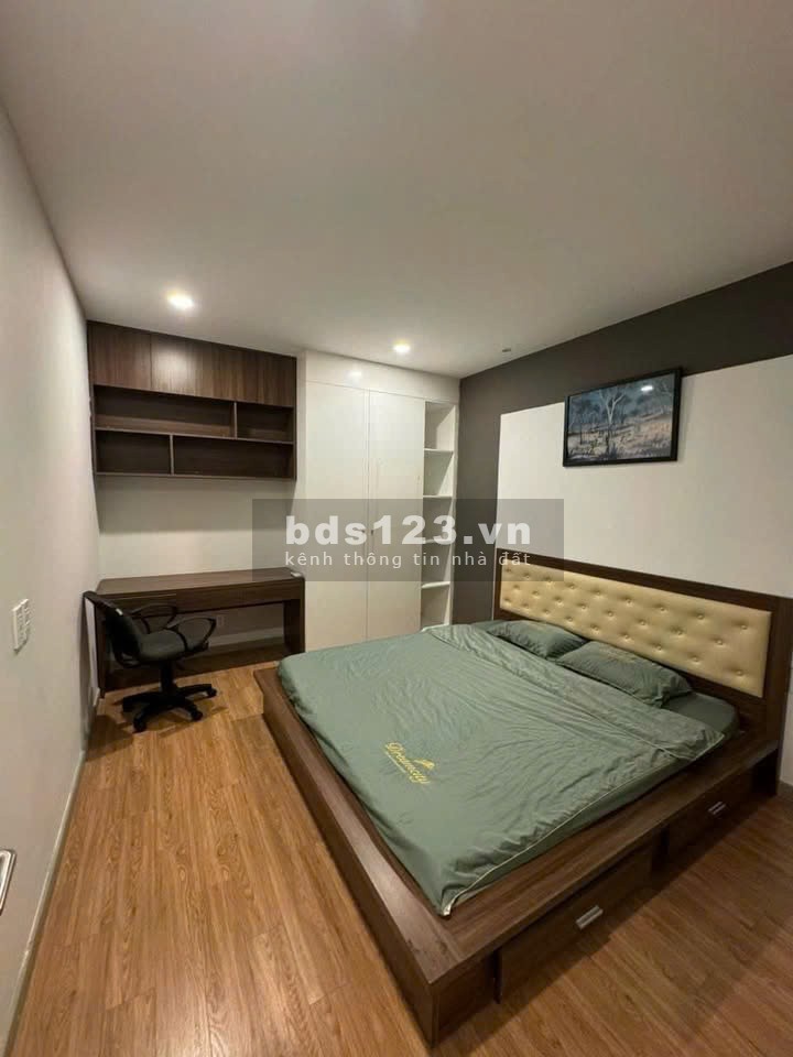Park Legend, 251 Hoàng Văn Thụ, P2, Tân BÌnh: 80m2, 2p ngủ, 2wc, NT, 19tr