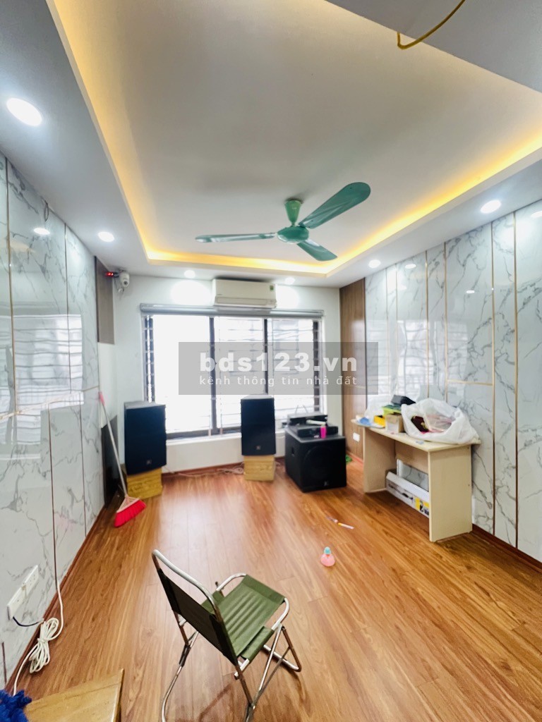 Nhà mặt ngõ phố Kim Giang, ô tô đỗ cửa, kinh doanh, gần khu đô thị Đại Kim