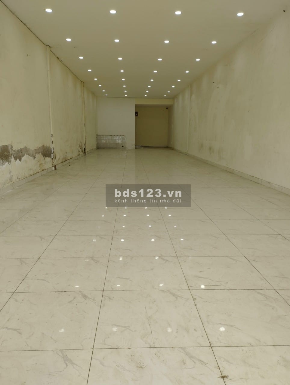 Cho thuê nhà trệt mặt tiền Nguyễn Văn Linh gần Nguyễn Văn Cừ giá 13 triệu