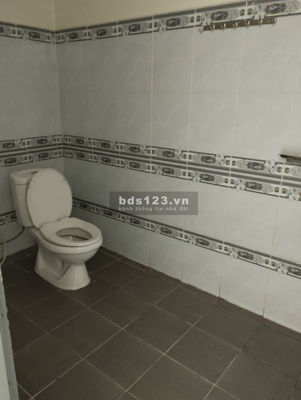 Cho thuê nhà trệt mặt tiền Nguyễn Văn Linh gần Nguyễn Văn Cừ giá 13 triệu