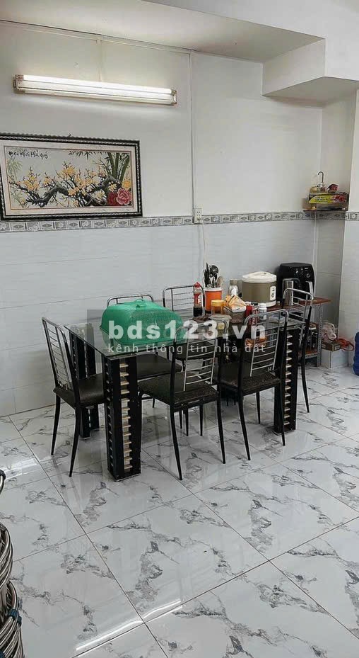 Bán nhà siêu dài 37m mặt tiền 716 Âu Cơ P14 Quận Tân Bình