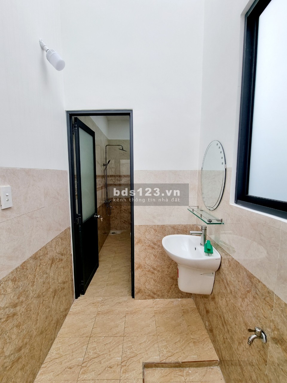 Cần Bán Nhà SHR Ngay Chợ Quang Thắng, DT 5x26, Giá 2.399 Tỷ