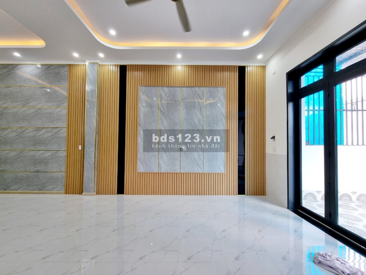 Cần Bán Nhà SHR Ngay Chợ Quang Thắng, DT 5x26, Giá 2.399 Tỷ