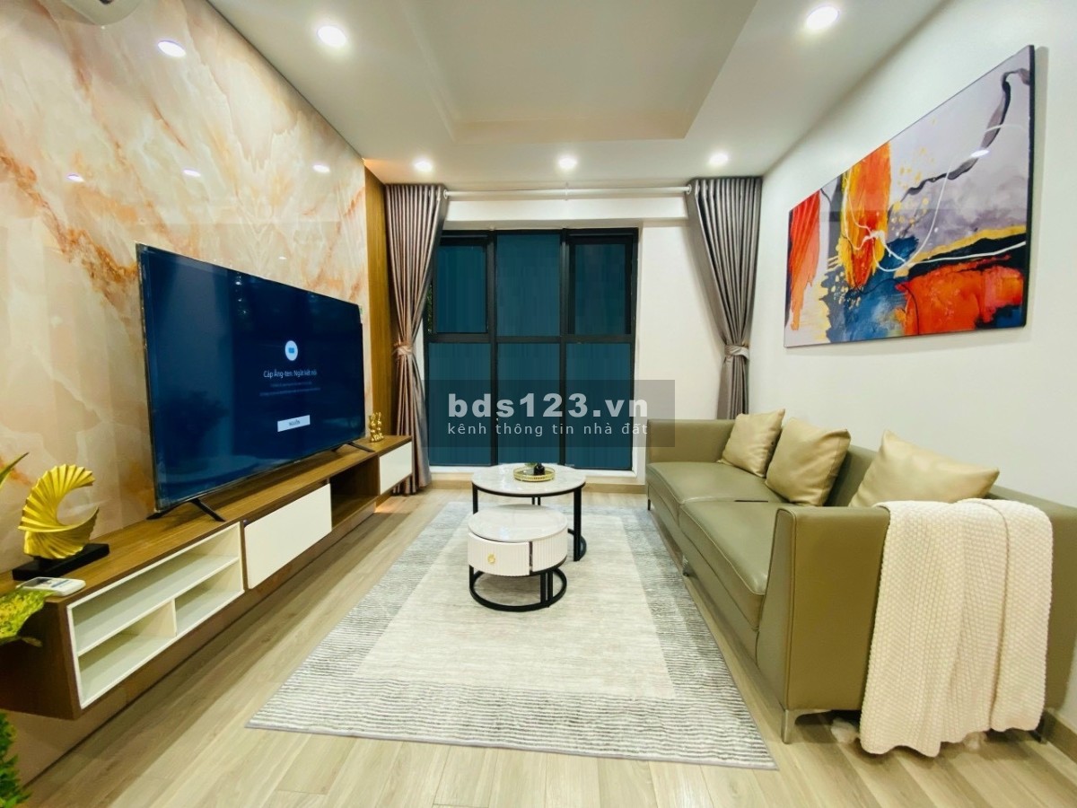 Gia đình cho thuê căn hộ 2 phòng ngủ 2wc Goldmark City đầy đủ nội thất, hướng Đông Nam, vào ở ngay