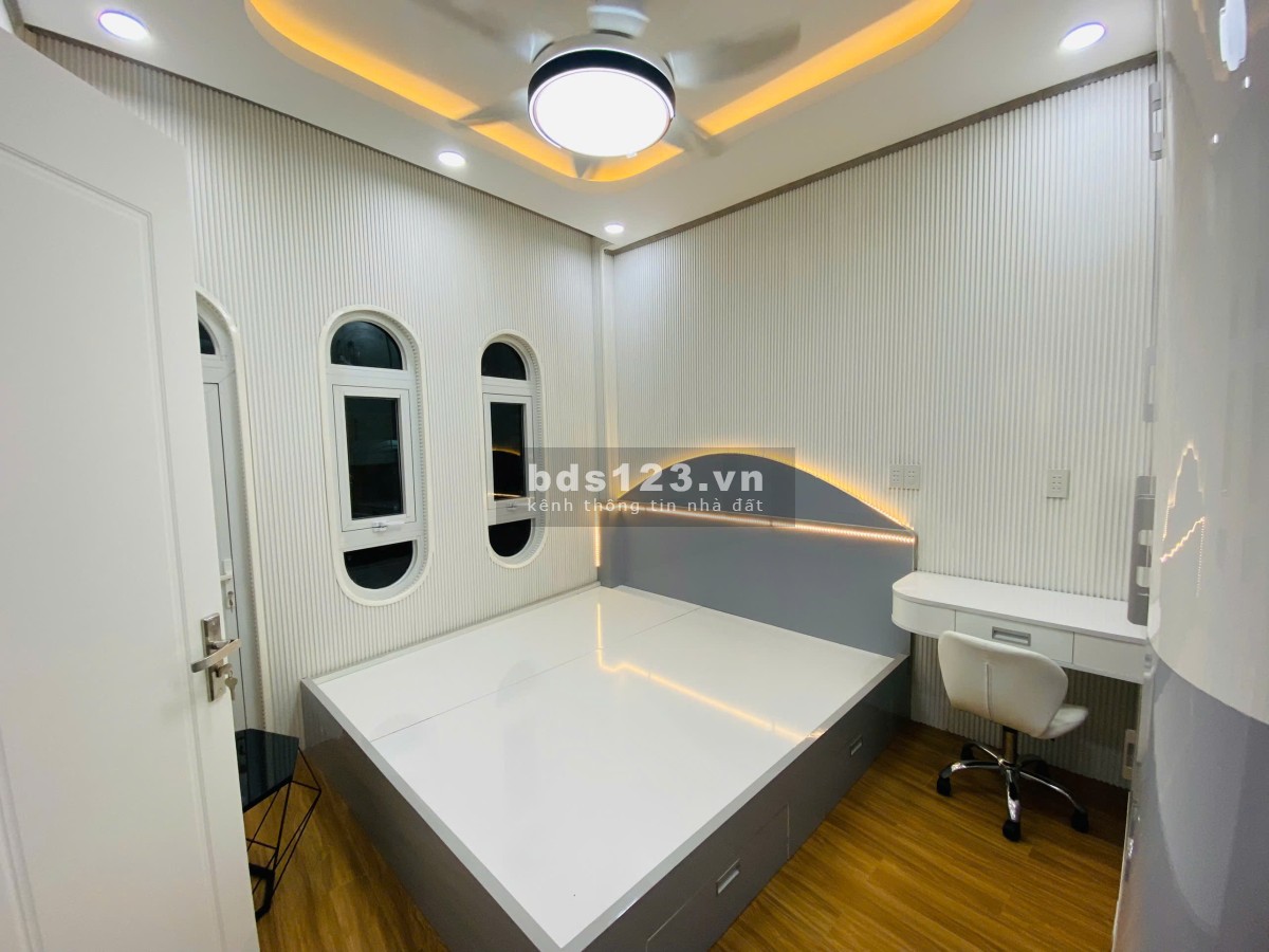 Bán gấp nhà đẹp HXH 4X9M Tô Hiến Thành P15 Q10 chỉ nhỉnh 4 tỷ