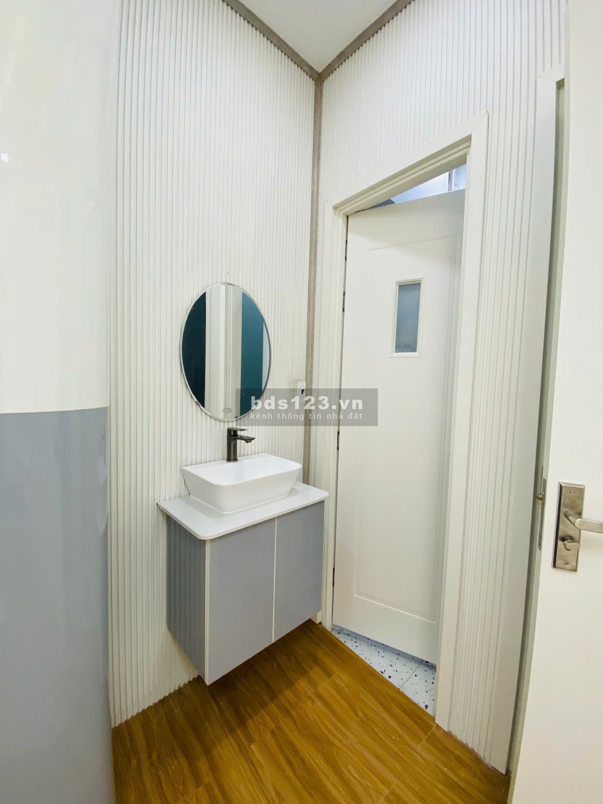 Bán gấp nhà đẹp HXH 4X9M Tô Hiến Thành P15 Q10 chỉ nhỉnh 4 tỷ