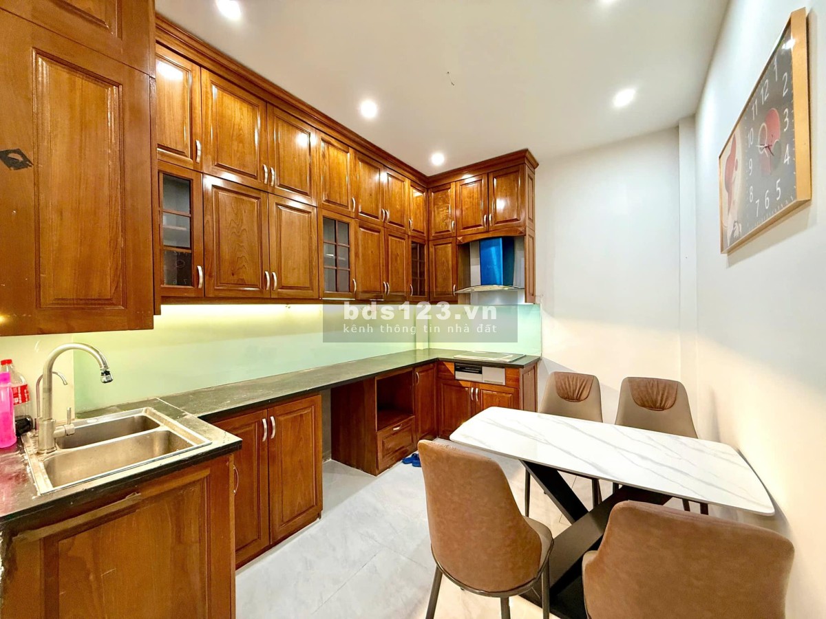 Gốc Đề Minh Khai, Ngõ thông kinh doanh, 36m2x4,5 tầng, Nhà đẹp nội thất xịn đón Tết, Chỉ hơn 7 tỷ
