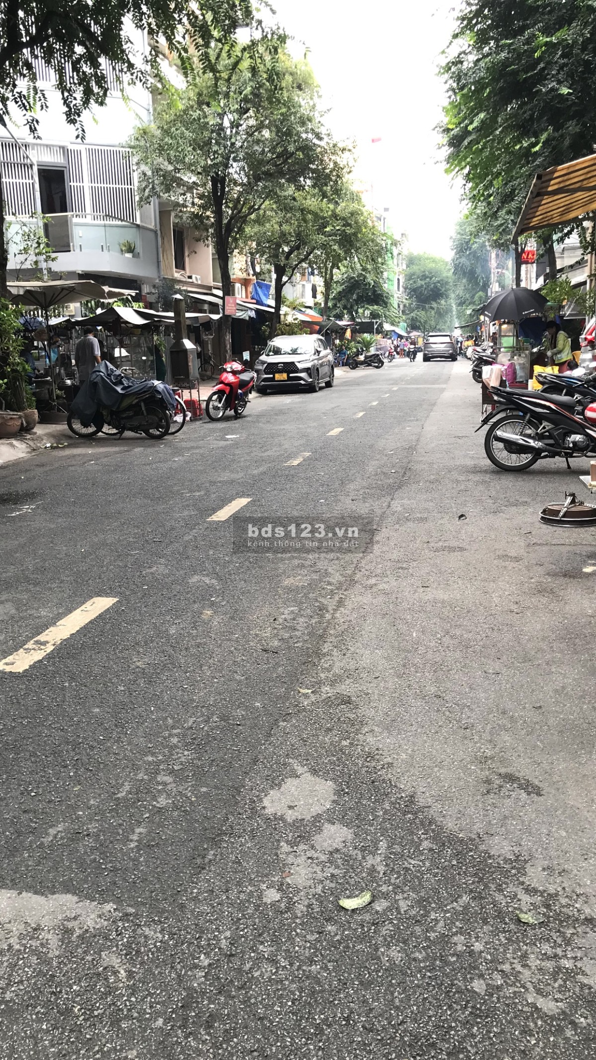 Bán nhà quận 5 sát mặt tiền 1 căn - 3 Tầng BTCT - Sổ vuông A4 - Lô góc thoáng mát 6.88 tỷ