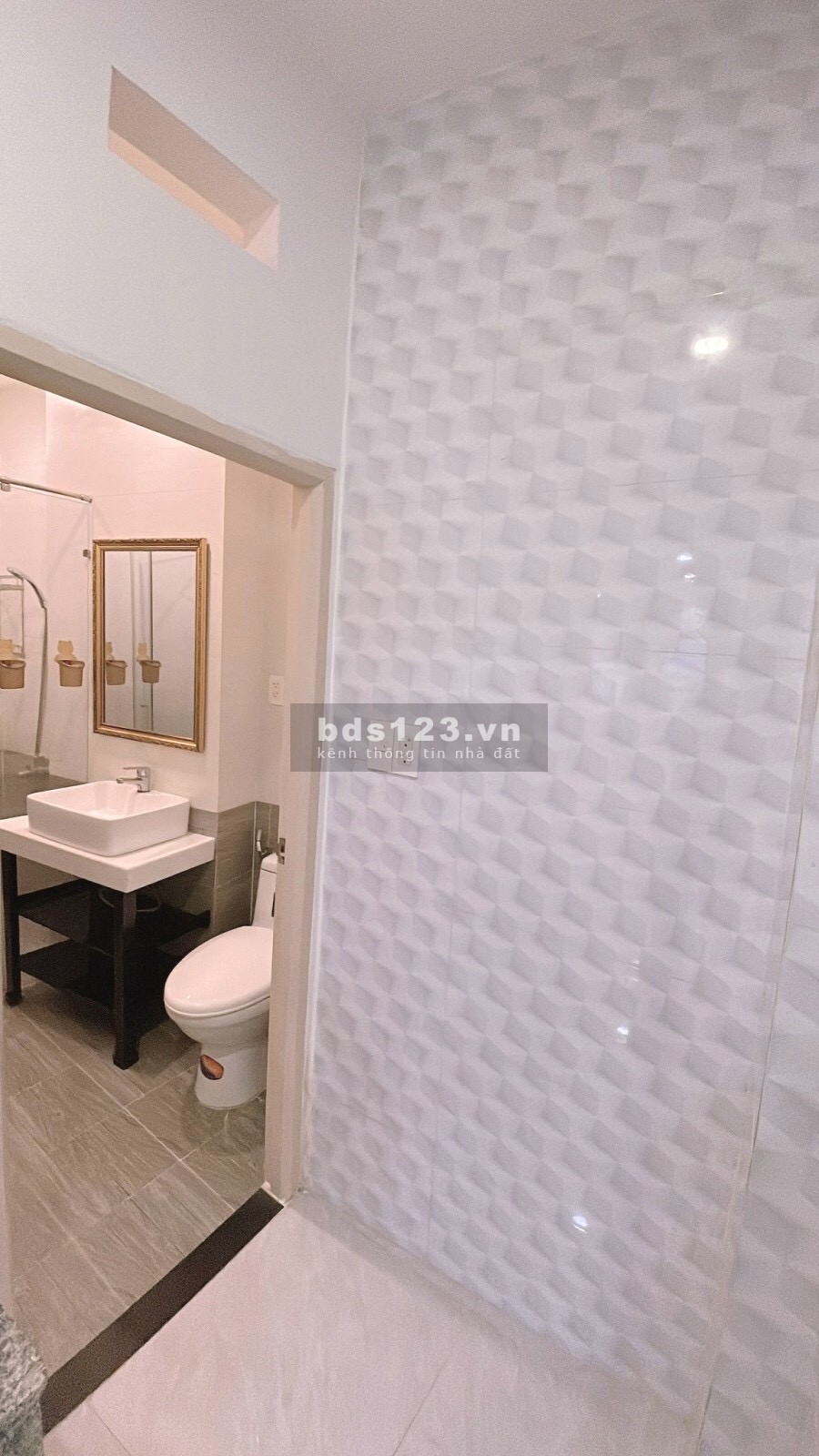 Bán nhà HXH giáp quận 1 vài bước chân - Nhà mới xây siêu đẹp siêu hot - 4 Tầng - 8.2 tỷ
