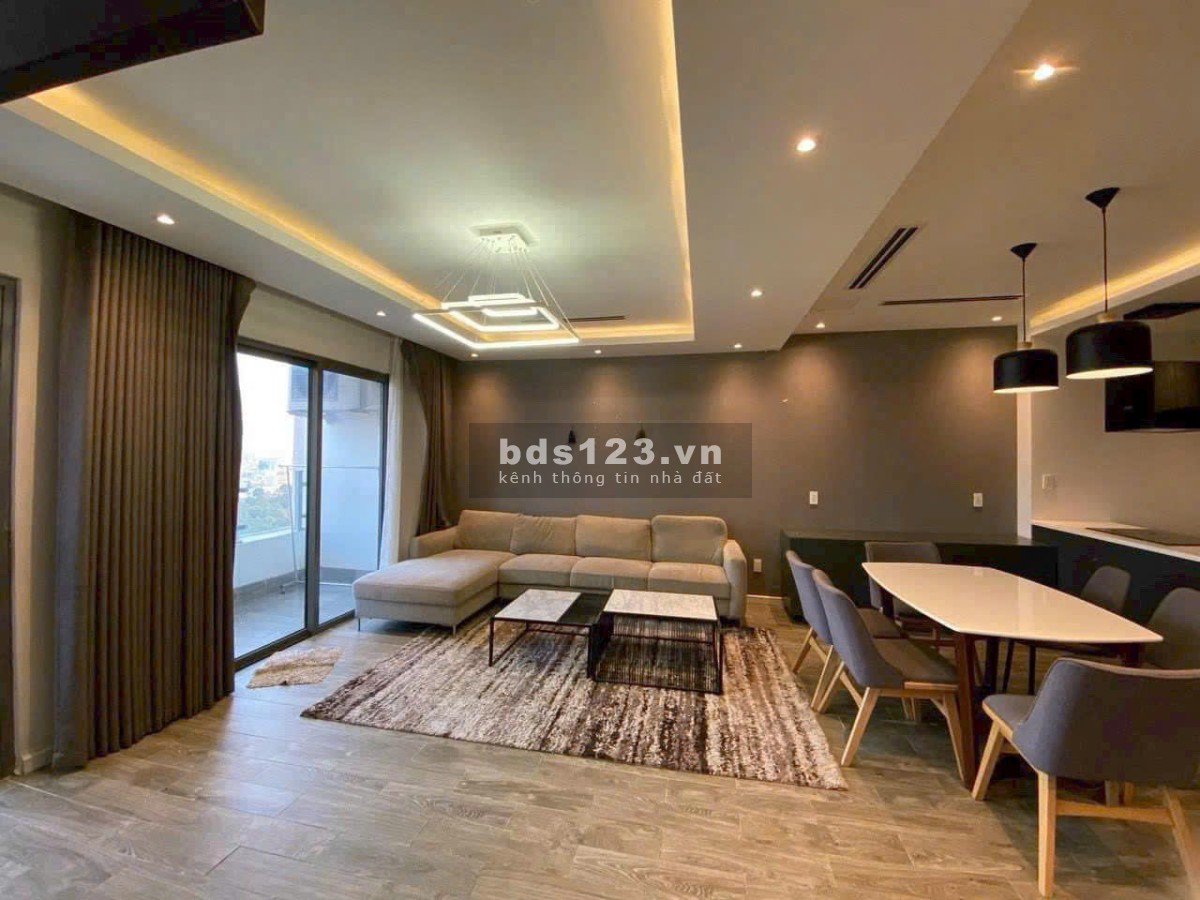Gia đình cần bán CH Cộng Hòa Plaza 140m2, 4pn, 4wc, có NT và Sổ Hồng. Giá thật nhà thật: 7.3 tỷ TL