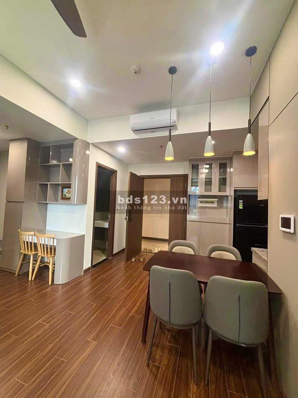 Cho thuê căn hộ 2 phòng ngủ + Nội thất đầy đủ, phân khu Masteri Vinhomes Ocean Park, giá 12tr/tháng