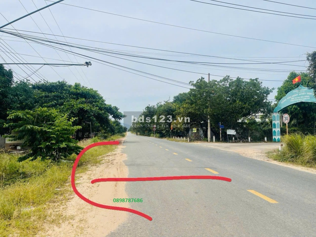 Đất Bình Dương siêu rẻ chỉ 10 x 32 x 100m2 mà có 750 triệu chủ ngộp bank
