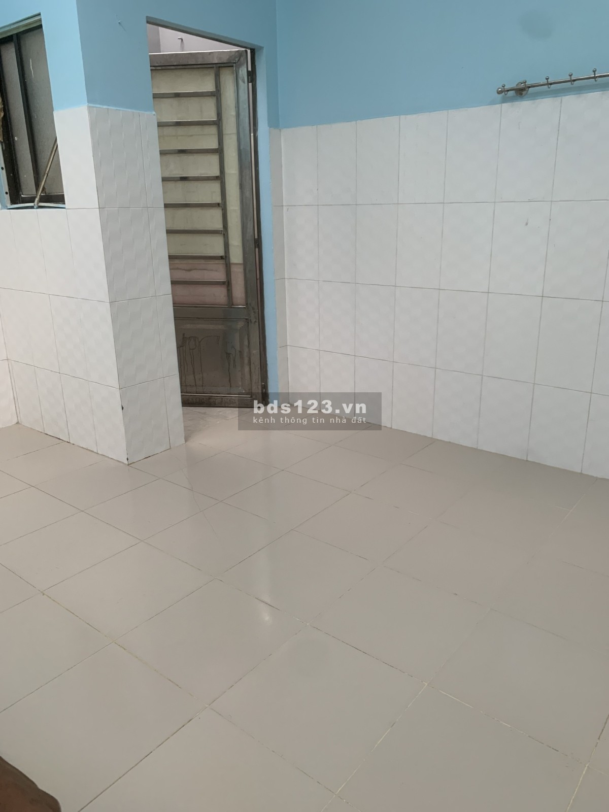 Nhà nguyên căn mới tu sửa lại 1 trệt 1 lầu 32m2 tại Bình Đông quận 8