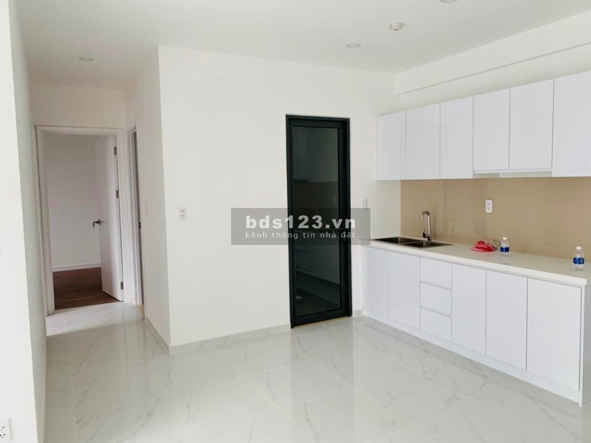 Dlusso 2PN 2WC view thành phố tầng cao 4.5 tỷ, sổ hồng trao tay