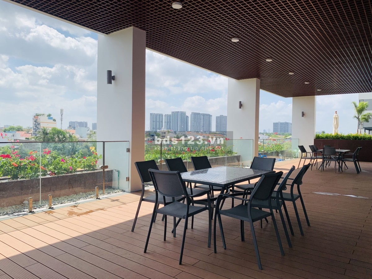 Dlusso 2PN 2WC view thành phố tầng cao 4.5 tỷ, sổ hồng trao tay