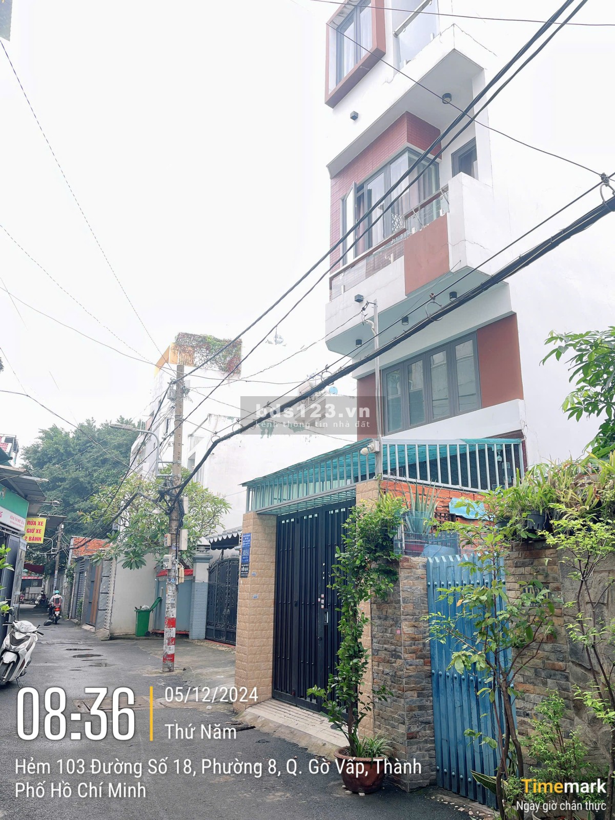 Cần bán căn nhà cho thuê dịch vụ mini, đường 18 Quang Trung, giá 8,5 tỷ (có thương lượng).