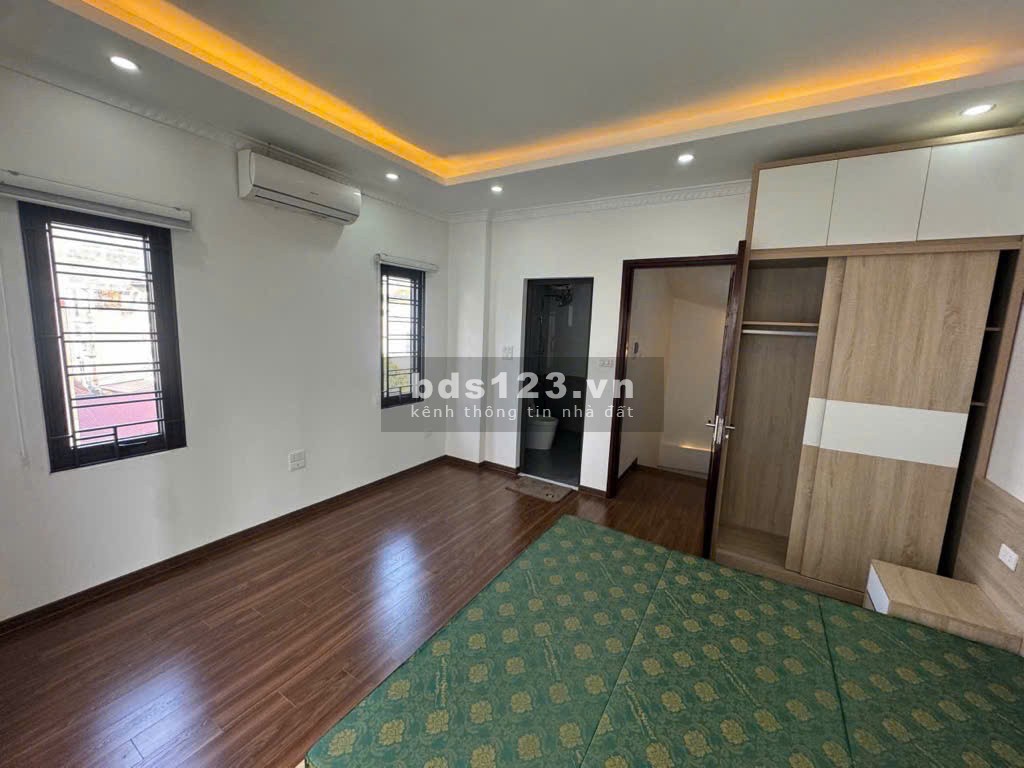 Siêu phẩm nhà mặt phố Ngọc Lâm, 36/40m2, đẳng cấp nhất phố, có thang máy