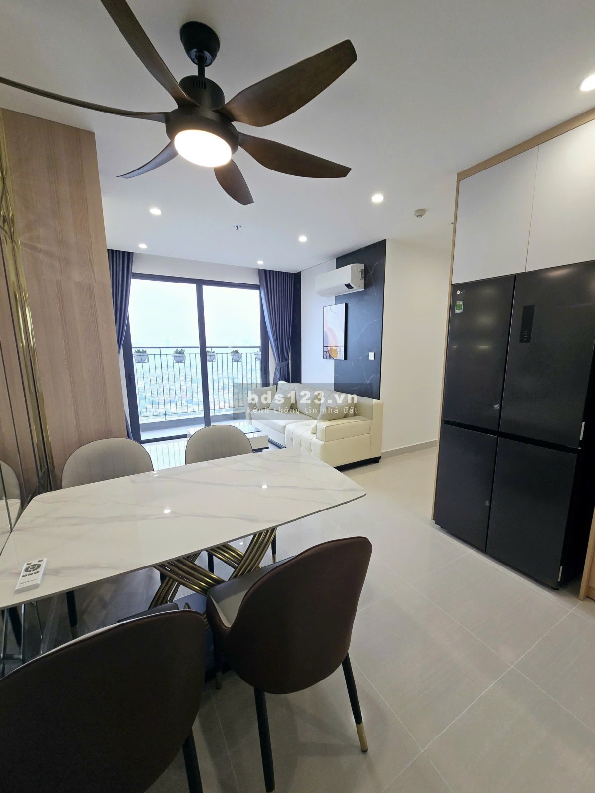 Chính chủ bán căn 3N2VS Full nội thất giá 4.750 tỷ bao phí