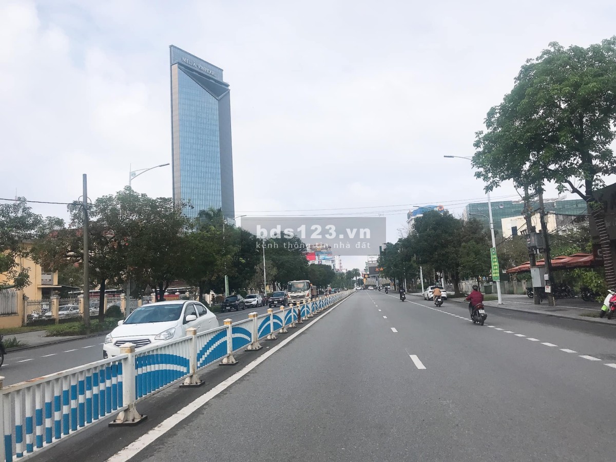 VIP - Bán nhà mặt tiền đường Hà Nội trung tâm TP Huế