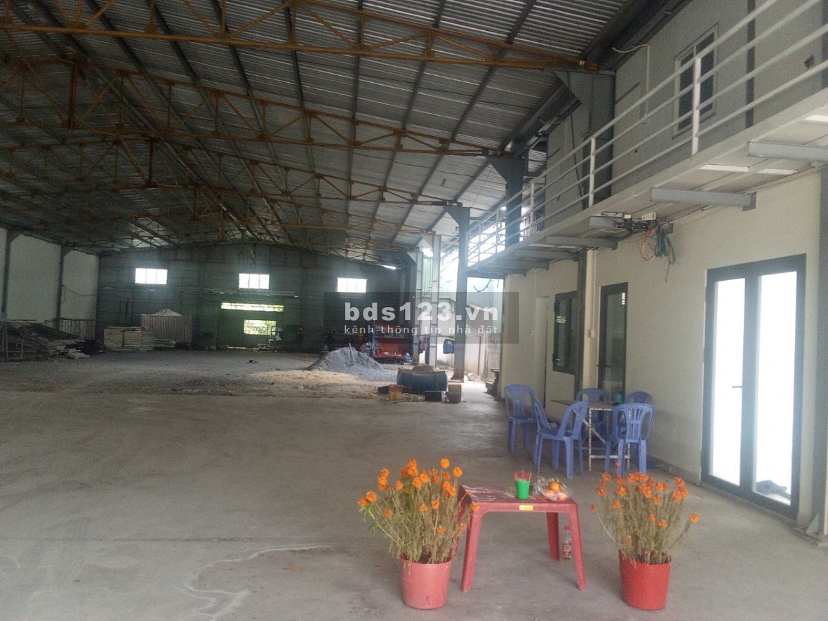 Cho thuê kho xưởng 700m2, 1000m2, 1200m2, 1600m2, 2000m2 gần Ngã tư Ga cho thuê