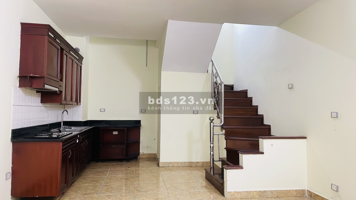 Chính chủ cần cho thuê nhà nguyên căn ngõ 639 Hoàng Hoa Thám