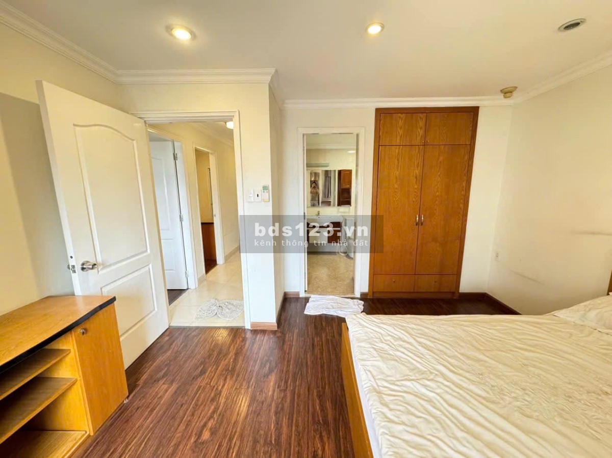 CHDV Trần Quốc Thảo, P6, Quận 3: 85m2, 2p ngủ, giá 11.5tr/th