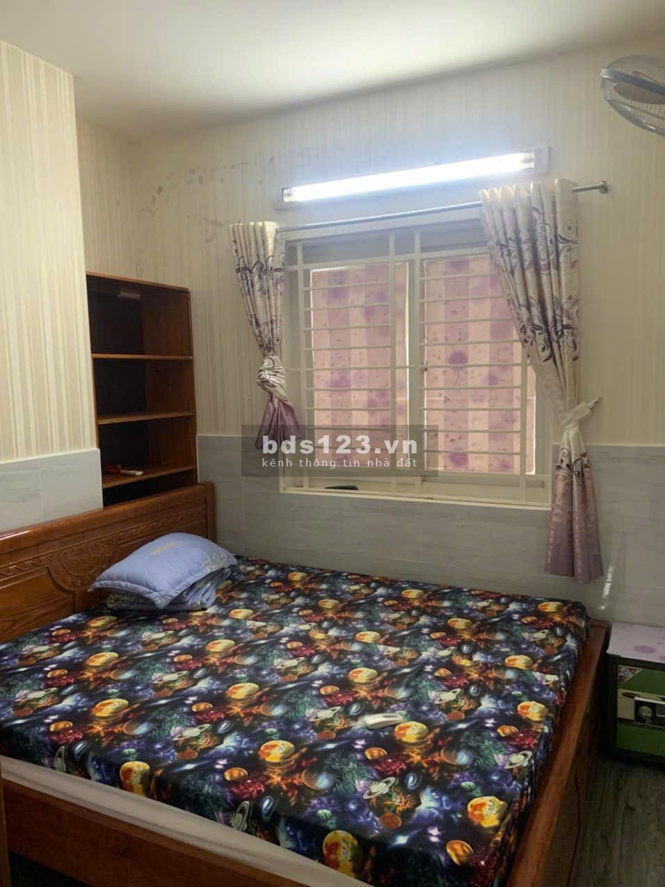 Căn hộ lầu 1 rộng 97m2, 2p ngủ, Nội thất, Võ thị Sáu, Q3 giá 11tr/th