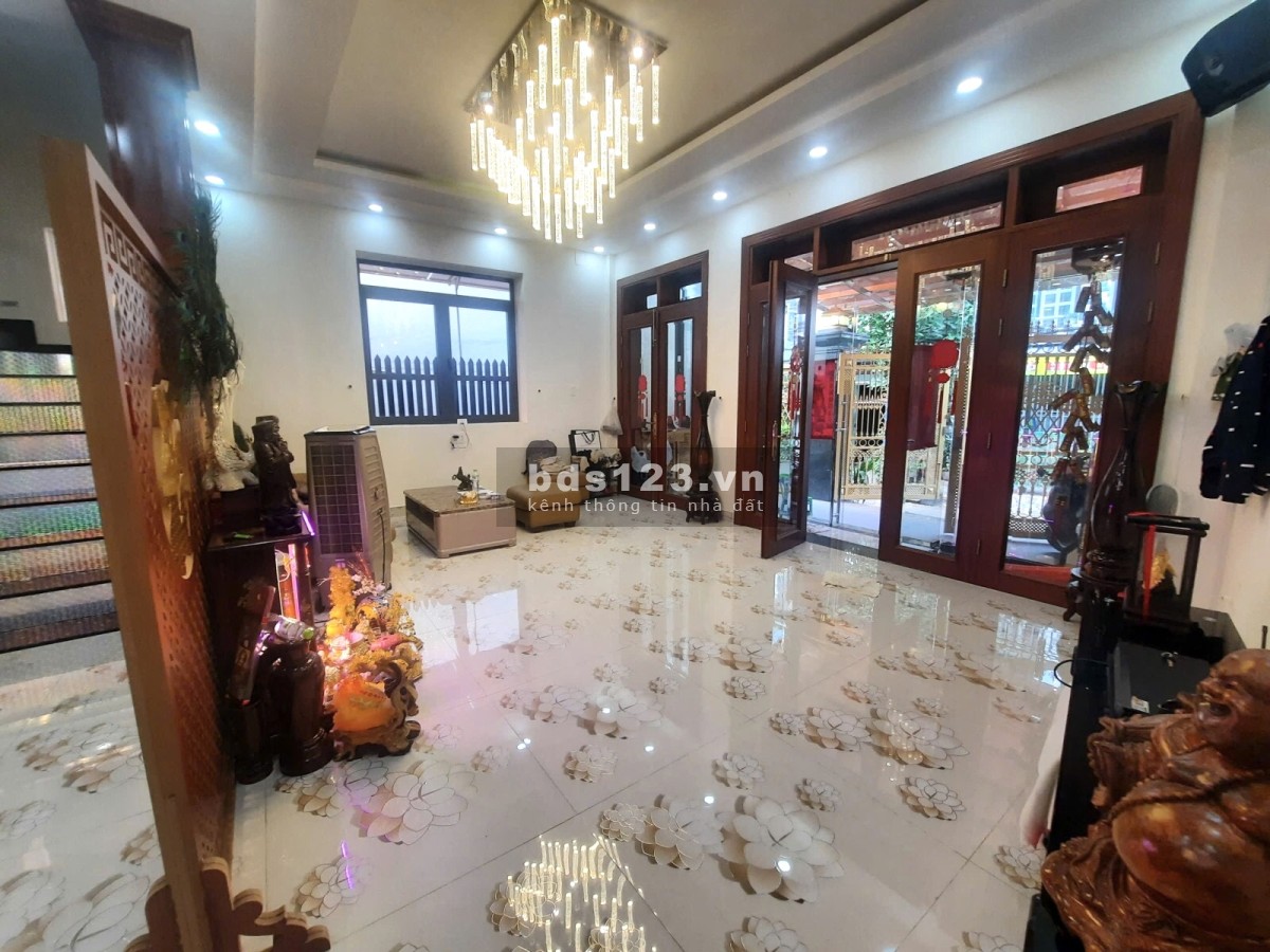 Bán nhà quận 6 - Hàng hot đẹp xuất sắc - Mà giá sinh viên 12 tỷ