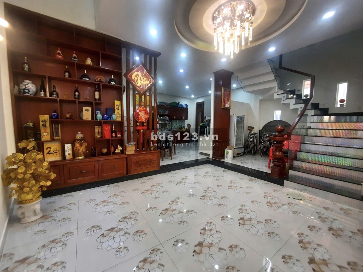 Bán nhà quận 6 - Hàng hot đẹp xuất sắc - Mà giá sinh viên 12 tỷ