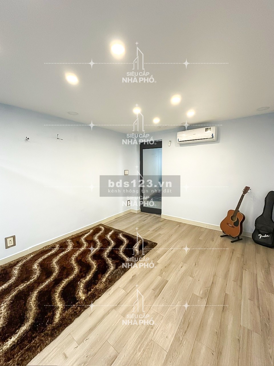 6.2 tỷ với 70M2 tại trung tâm quận 3? - Sát mặt tiền - 4 Phòng - Tiện ích bổ vây