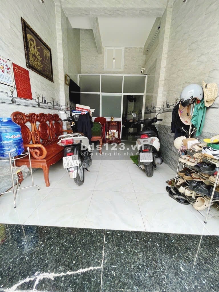 Mặt tiền 10M hơn 7 tỷ, nhà 5 tầng, 5PN, hoàn công đầy đủ, đường Lò Gốm, quận 6