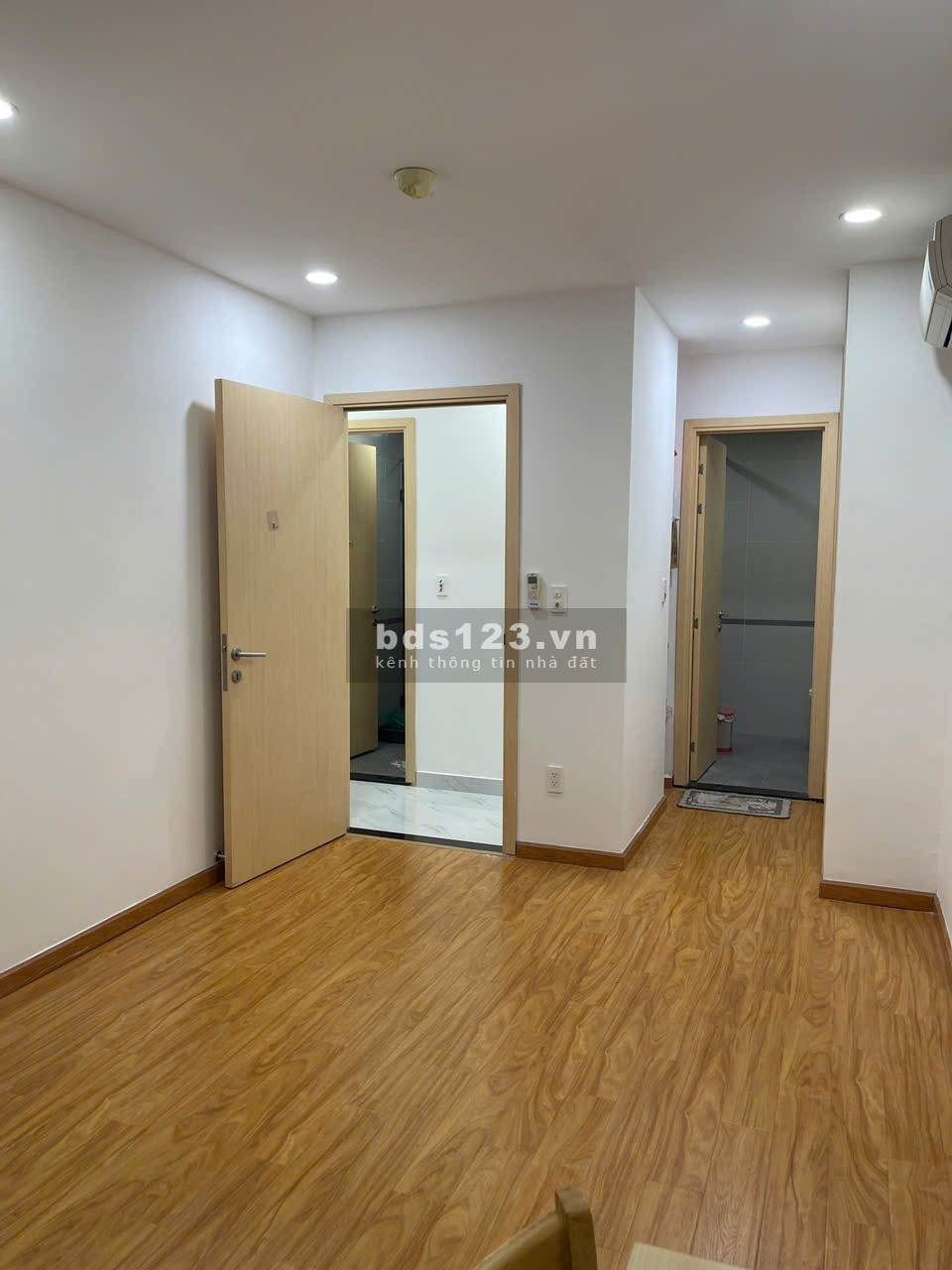 CHÍNH CHỦ BÁN căn hộ 2PN 74,6 m2 tại Chung Cư GARDEN GATE PHÚ NHUẬN