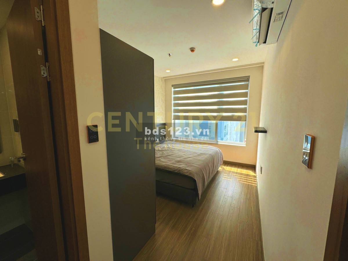 Bán gấp căn hộ Happy One Central 2PN-2WC full nội thất hiện đại giá chỉ hơn 2 tỷ