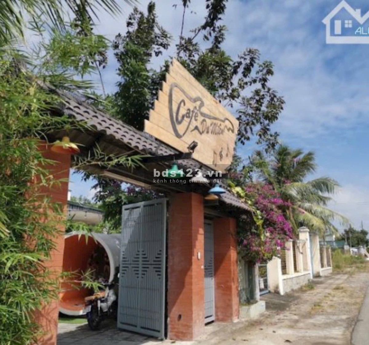 CHÍNH CHỦ CẦN BÁN GẤP CĂN BIỆT THỰ NHÀ VƯỜN BÀ RỊA VT. GIÁ 9 TỶ TL