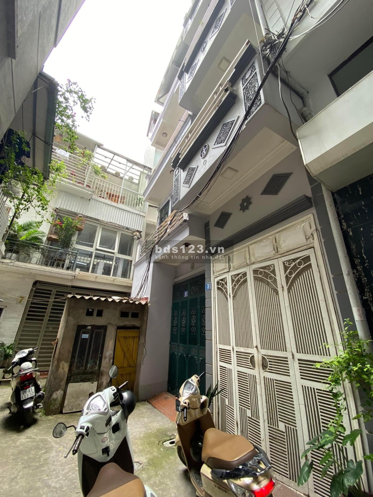 Bán nhà Ngọc Lâm 6.9 tỷ, 54m, 4 tầng dân xây, trung tâm quận Long Biên, tiện ích ngập tràn