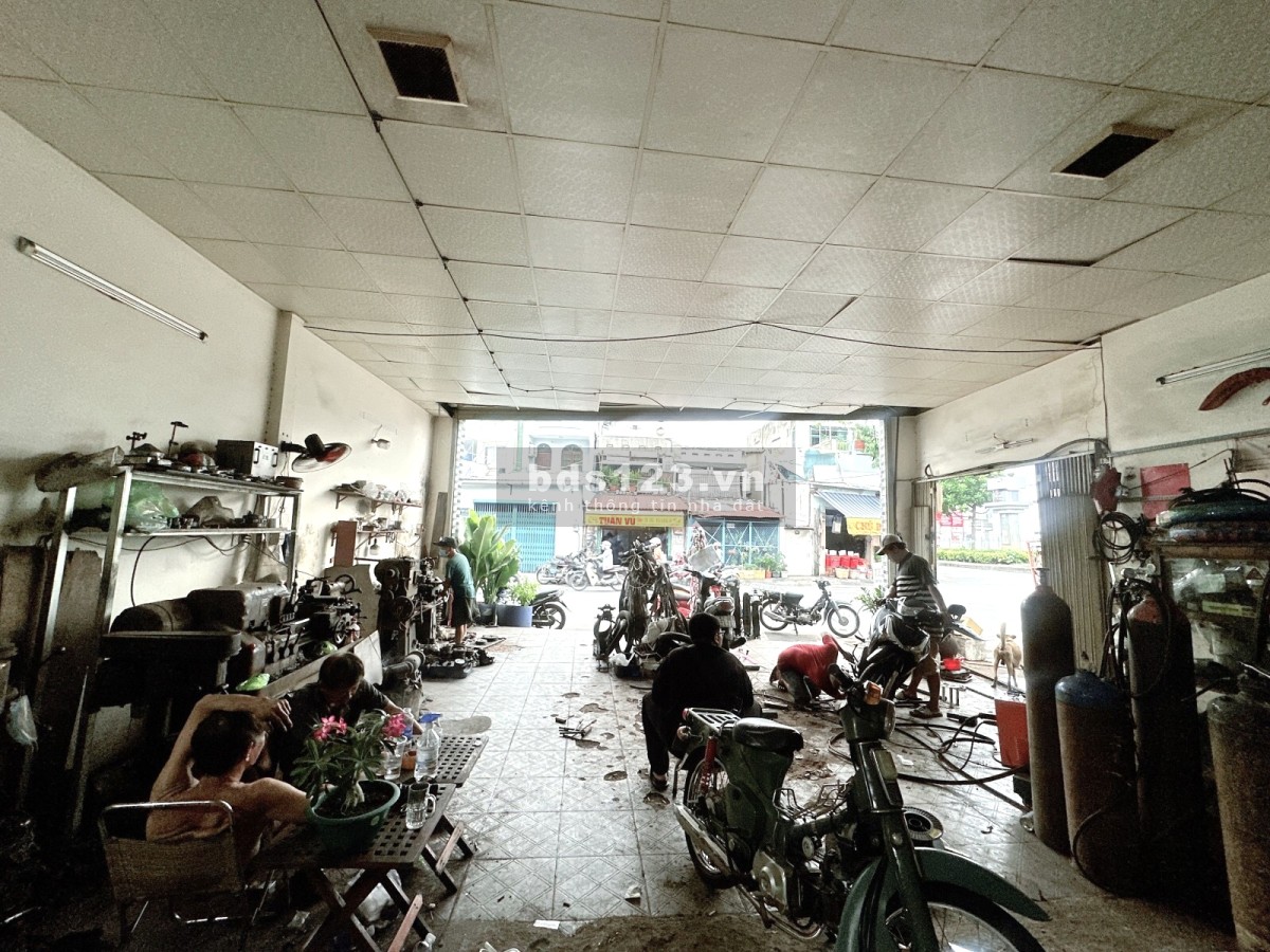 Bán nhà mặt tiền đường VIP - Kinh doanh cực đỉnh - Nhà cấp 4 tiện xây mới - 14 tỷ