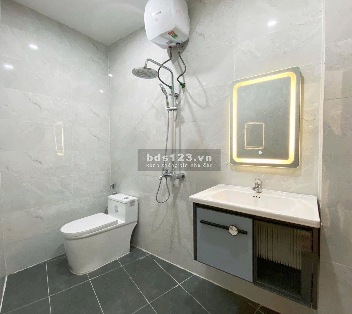 Nhà bán ngay gần cây xăng lai uyên. Thuận Giao, Thuận An Bình Dương