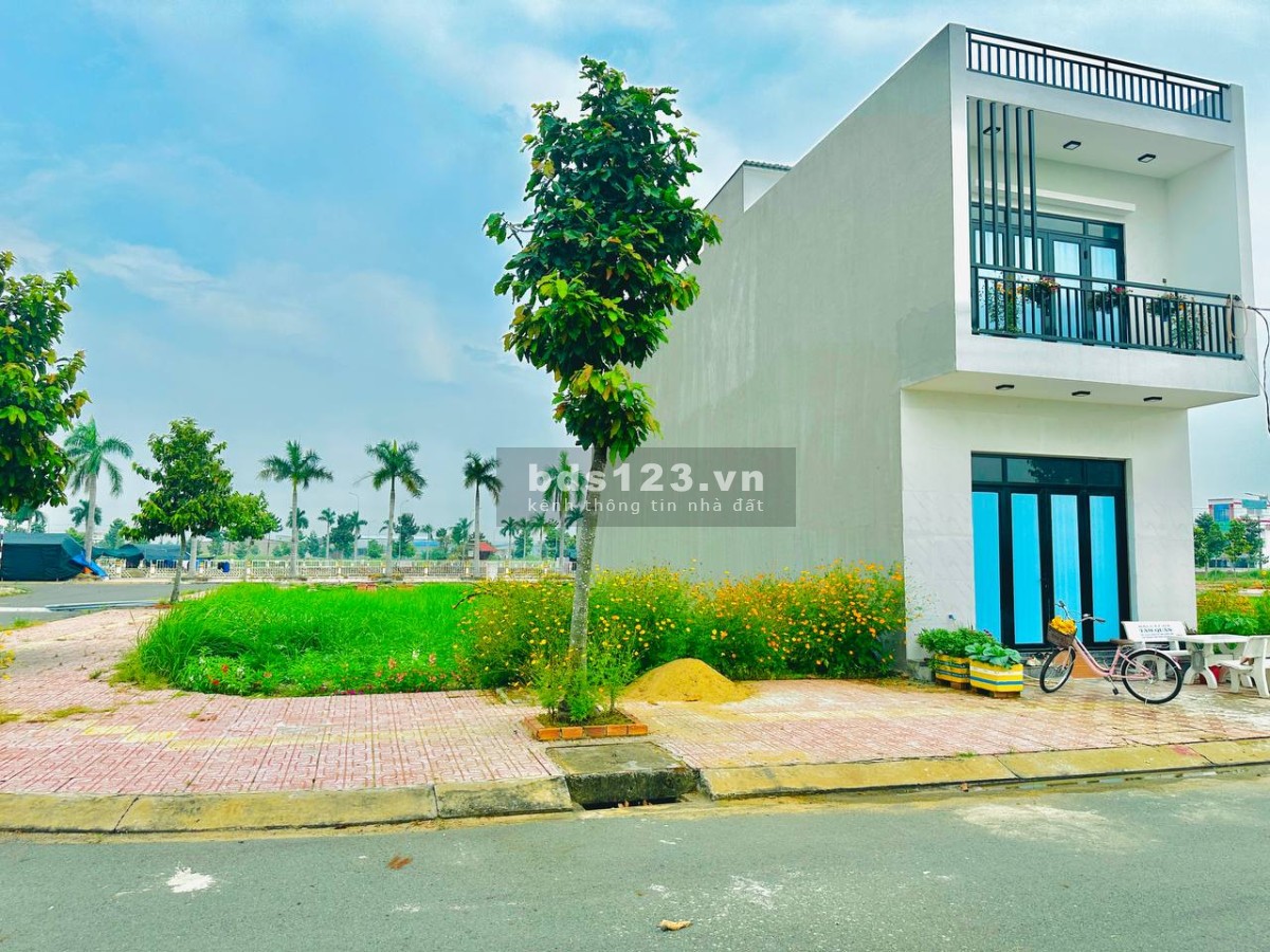 Vợ Chồng chú Năm cần bán nhanh lô đất để lấy tiền nhập hàng bán dịp Tết