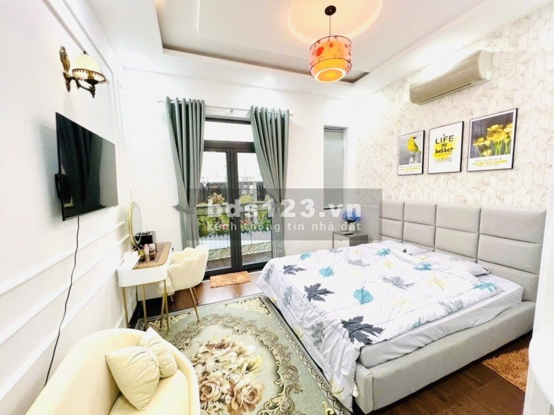 Bán nhà 4 tầng, 4x15, hẻm xe hơi Lê Đức Thọ Gò Vấp, nhỉnh 6 tỷ