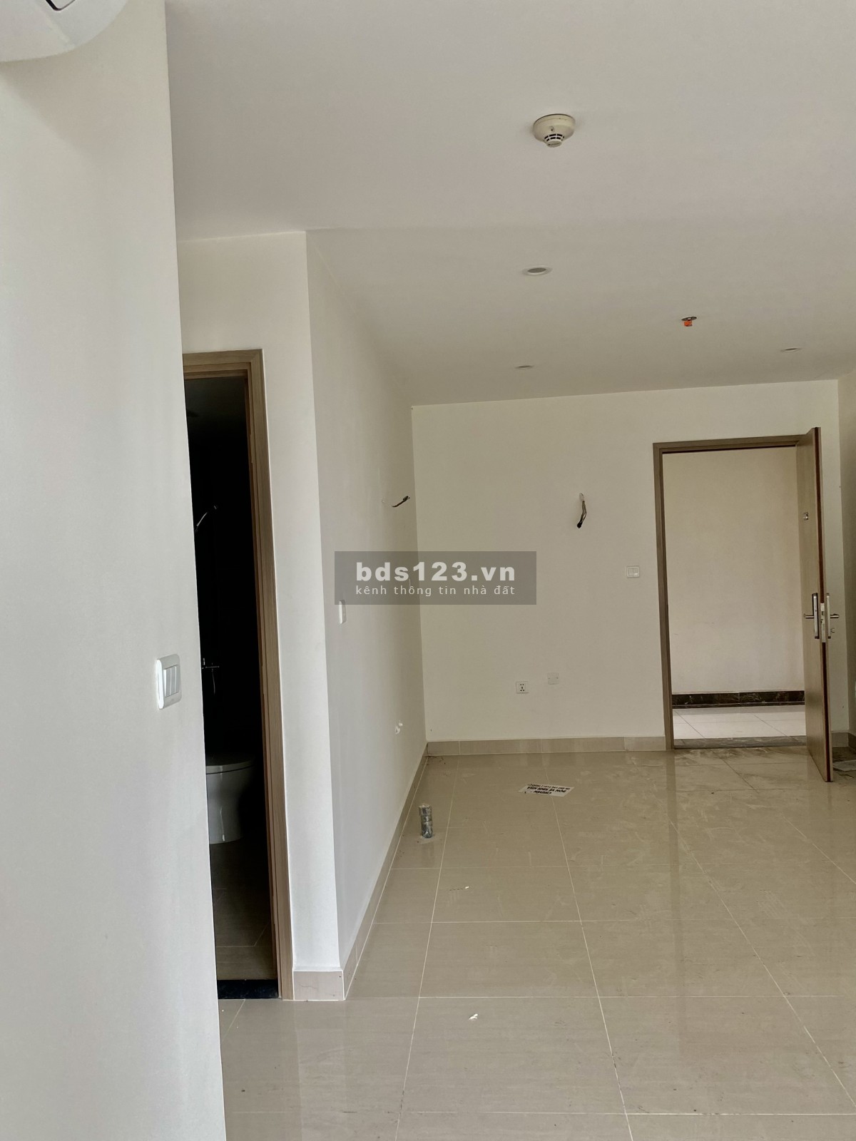 3 tỷ hơn cho căn hộ 3 phòng ngủ Đông Nam tại Vinhomes Quận 9